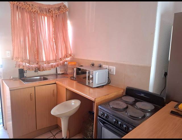 2 BEDROOM SECTIONAL TITLE FOR SALE IN FINSBURY